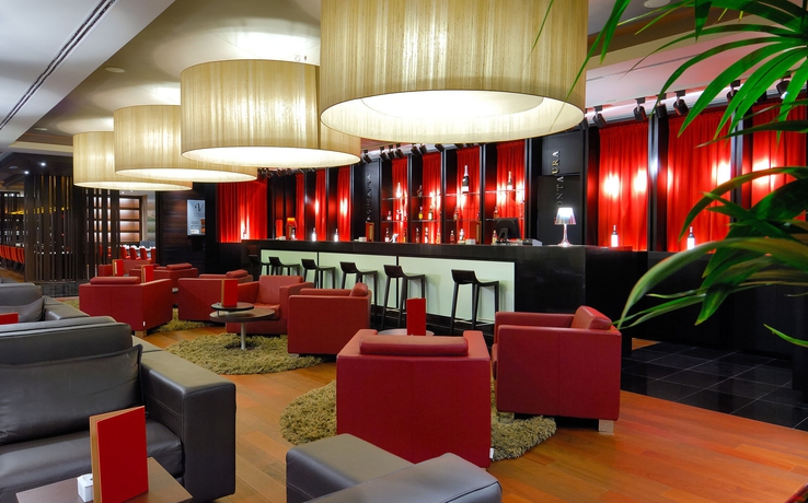 Imagen del bar/restaurante del Hotel Vincci Frontaura. Foto 4