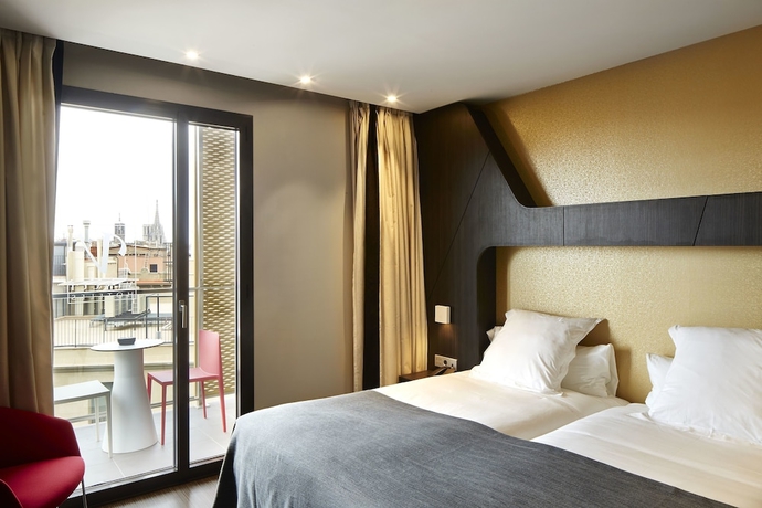 Imagen de la habitación del Hotel Vincci Gala. Foto 15