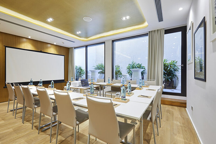 Imagen de los interiores del Hotel Vincci Gala. Foto 25