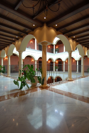 Imagen de los interiores del Hotel Vincci La Rabida. Foto 12