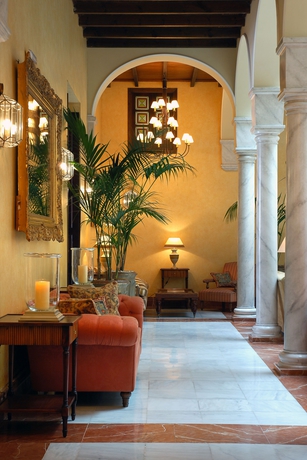 Imagen de los interiores del Hotel Vincci La Rabida. Foto 14