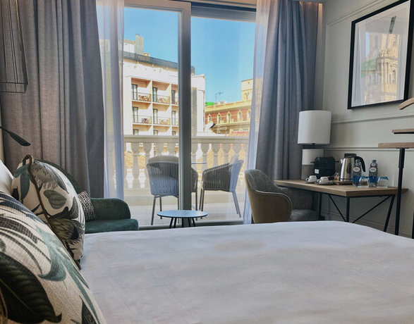 Imagen de la habitación del Hotel Vincci Larios Diez. Foto 6