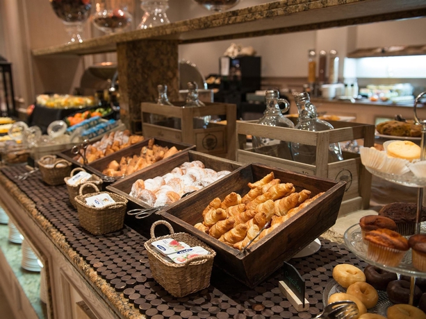 Imagen del bar/restaurante del Hotel Vincci Lys. Foto 8