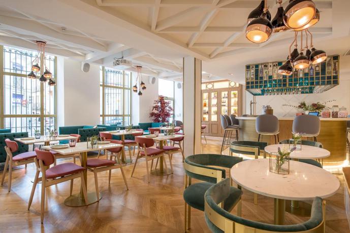 Imagen del bar/restaurante del Hotel Vincci Madrid Centrum. Foto 2