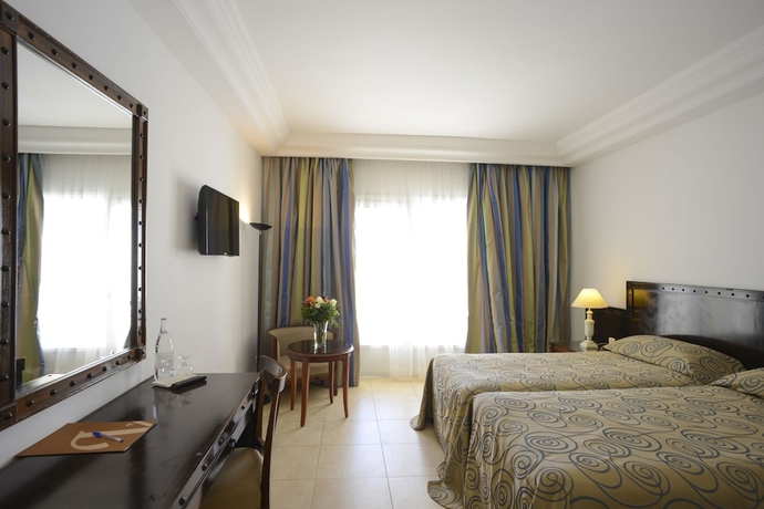 Imagen de la habitación del Hotel Vincci Marillia. Foto 6