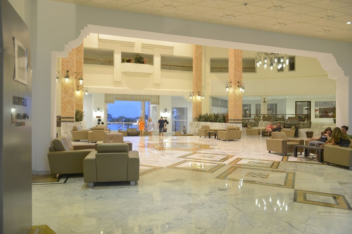 Imagen de los interiores del Hotel Vincci Marillia. Foto 19