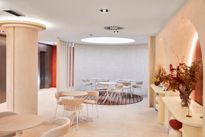 Imagen de los interiores del Hotel Vincci Maritimo. Foto 9