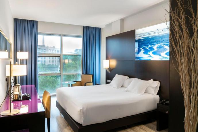 Imagen de la habitación del Hotel Vincci Maritimo. Foto 5