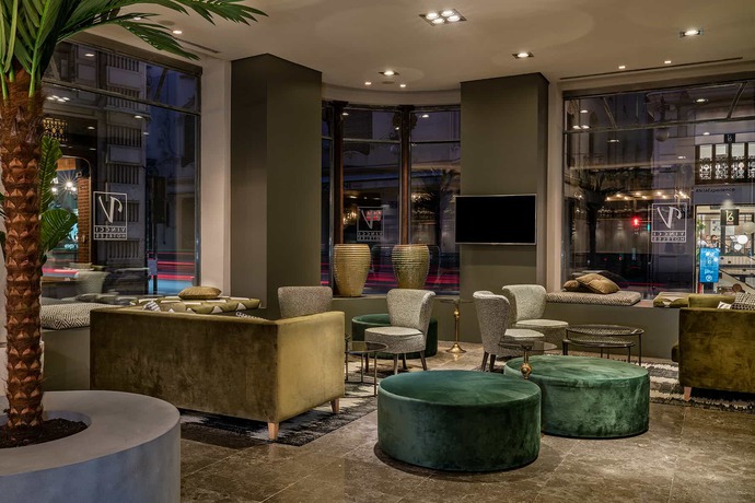 Imagen de los interiores del Hotel Vincci Palace. Foto 14