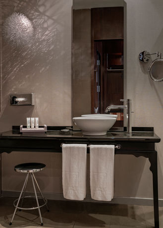 Imagen de la habitación del Hotel Vincci Palace. Foto 11