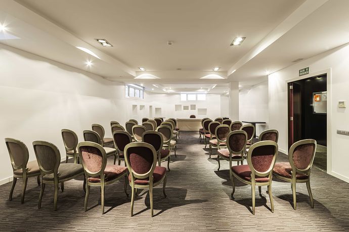 Imagen de los interiores del Hotel Vincci Palace. Foto 16