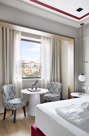 Imagen de la habitación del Hotel Vincci Ponte De Ferro. Foto 5
