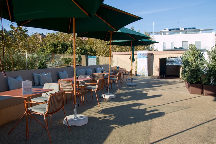 Imagen general del Hotel Vincci Porto. Foto 9