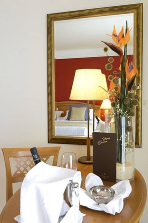 Imagen de la habitación del Hotel Vincci Saphir Palace and Spa. Foto 2