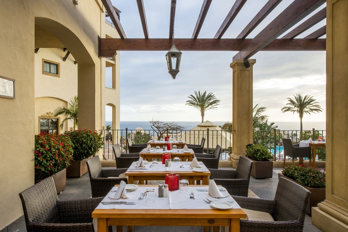 Imagen del bar/restaurante del Hotel Vincci Selección La Plantación Del Sur. Foto 5