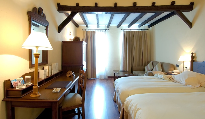 Imagen de la habitación del Hotel Vincci Selección Rumaykiyya. Foto 6