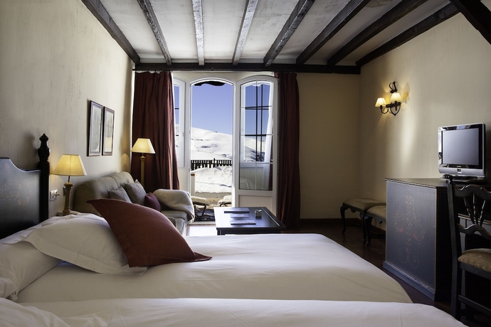 Imagen de la habitación del Hotel Vincci Selección Rumaykiyya. Foto 12