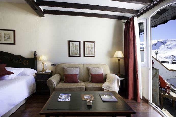 Imagen de la habitación del Hotel Vincci Selección Rumaykiyya. Foto 14