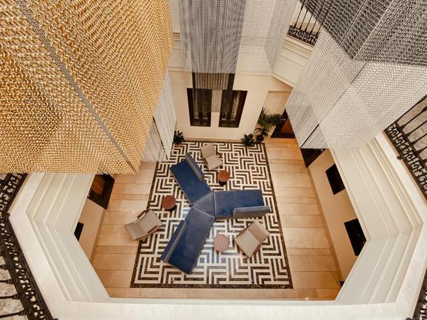 Imagen de los interiores del Hotel Vincci Selecci&oacute;n Unuk 5* Gl. Foto 7