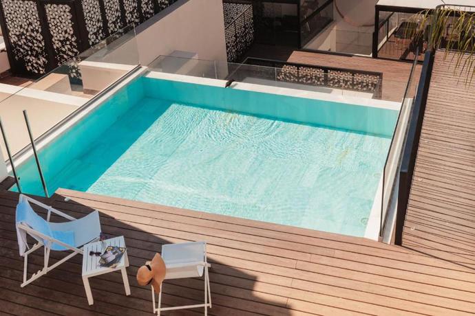 Imagen de la piscina del Hotel Vincci Selecci&oacute;n Unuk 5* Gl. Foto 8