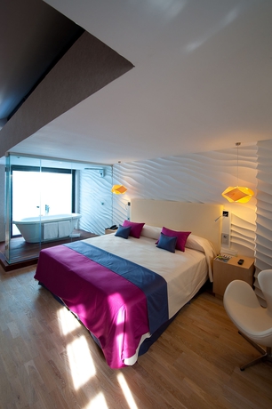 Imagen de la habitación del Hotel Vincci Seleccion Posada del Patio. Foto 2