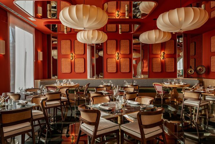 Imagen del bar/restaurante del Hotel Vincci Seleccion Posada del Patio. Foto 2