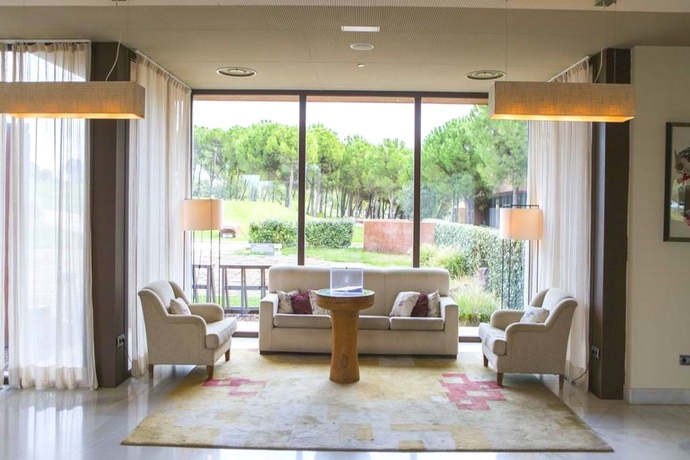 Imagen general del Hotel Vincci Valdecañas Golf. Foto 11