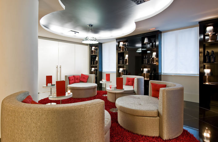 Imagen del bar/restaurante del Hotel Vincci Vía 66. Foto 5