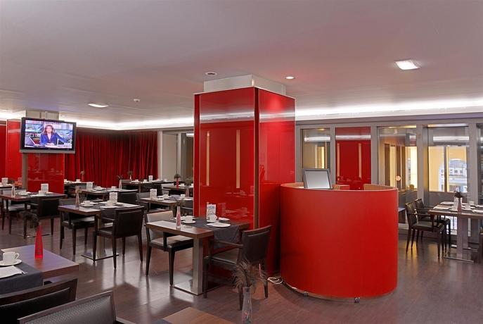 Imagen del bar/restaurante del Hotel Vincci Zentro Zaragoza. Foto 3