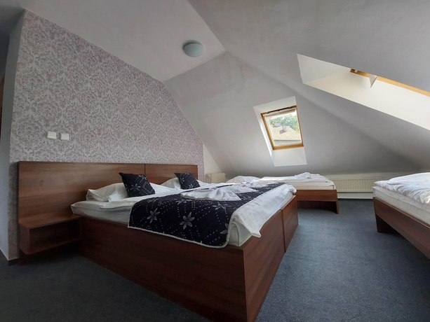 Imagen de la habitación del Hotel Vincent. Foto 15