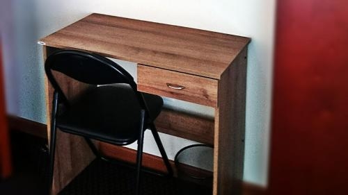 Imagen de la habitación del Hotel Vincent Suites. Foto 6