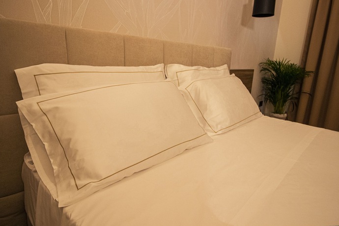 Imagen de la habitación del Hotel Vinci Sirmione. Foto 5