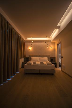 Imagen de la habitación del Hotel Vinci Sirmione. Foto 12