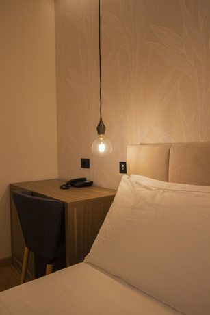 Imagen de la habitación del Hotel Vinci Sirmione. Foto 13