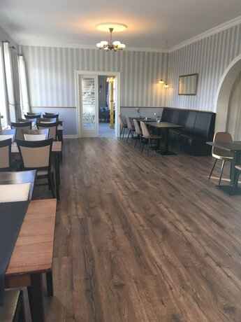 Imagen del bar/restaurante del Hotel Vinderup. Foto 2