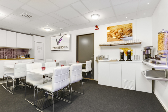 Imagen del bar/restaurante del Hotel Vindeus. Foto 3