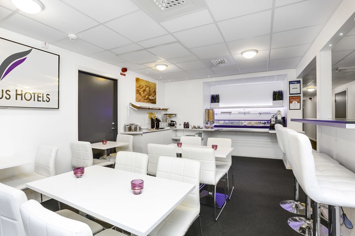 Imagen del bar/restaurante del Hotel Vindeus. Foto 6