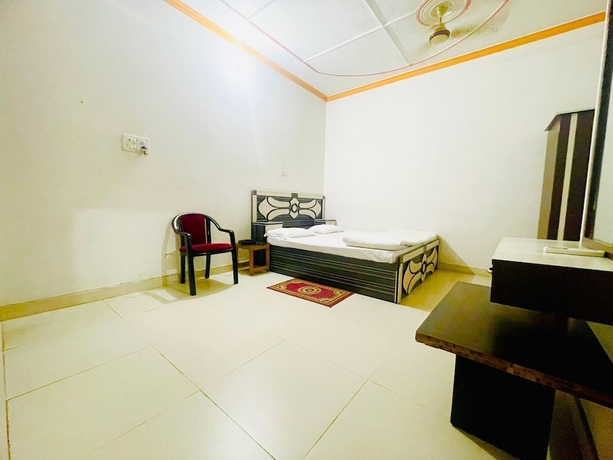 Imagen de la habitación del Hotel Vindhyawasini Palace. Foto 6