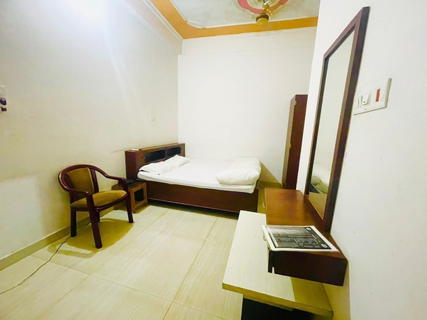 Imagen de la habitación del Hotel Vindhyawasini Palace. Foto 12