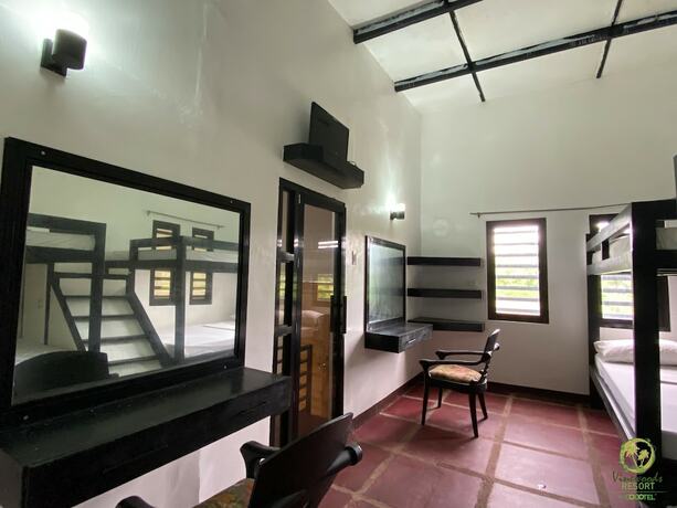 Imagen general del Hotel Vine Woods Resorts. Foto 8