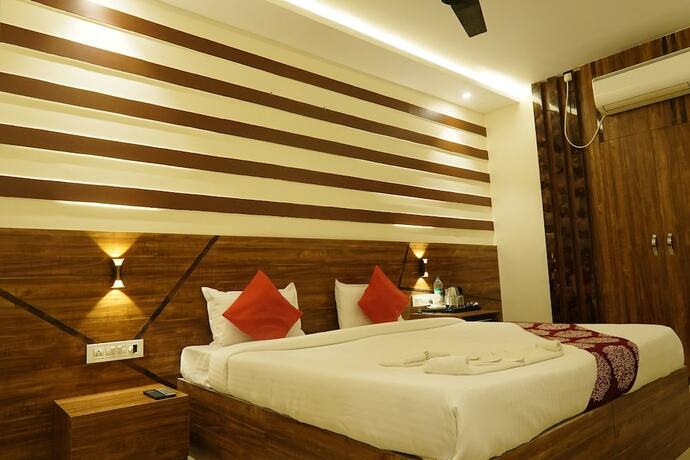 Imagen de la habitación del Hotel Vineet. Foto 21