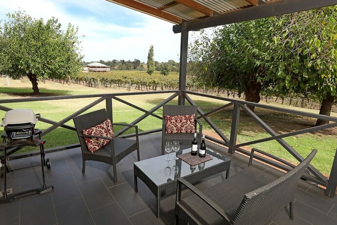 Imagen general del Hotel Vineyard Cottage at Upper Reach Winery. Foto 13