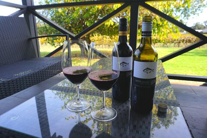 Imagen general del Hotel Vineyard Cottage at Upper Reach Winery. Foto 14