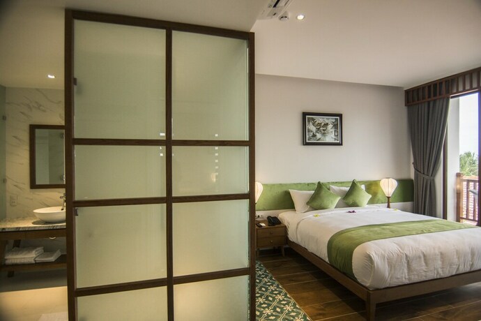 Imagen de la habitación del Hotel Vinh Hung Old Town. Foto 20