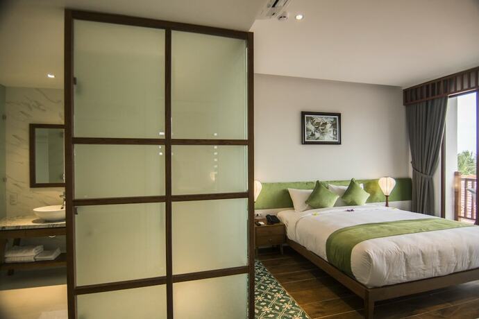 Imagen de la habitación del Hotel Vinh Hung Old Town. Foto 27