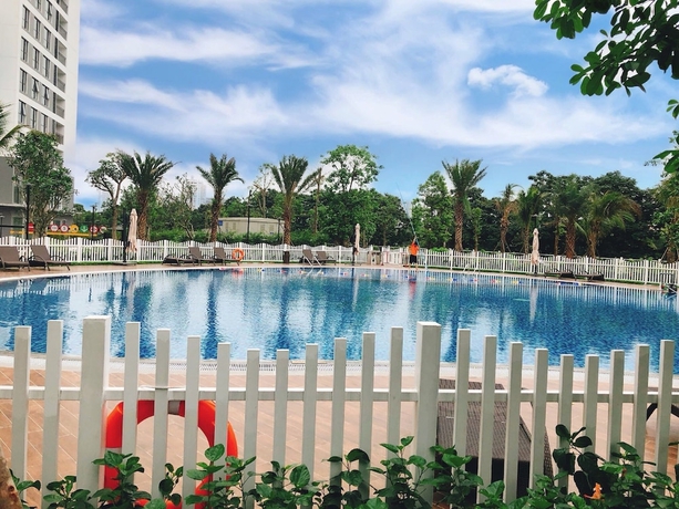 Imagen de la piscina del Hotel Vinhomes Green Bay Apartments. Foto 18