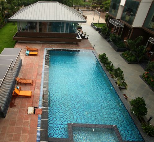 Imagen de la piscina del Hotel Vinnca Krishna Park. Foto 20