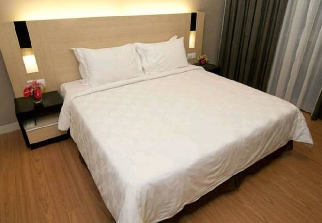 Imagen de la habitación del Hotel Vinos Asia At Swiss Garden. Foto 10