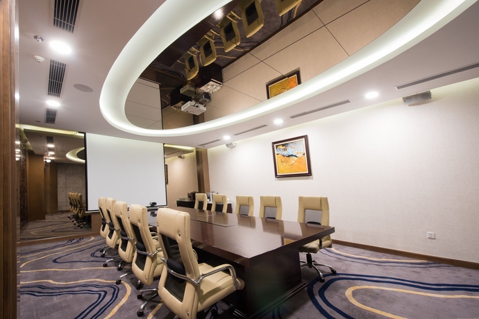 Imagen de los interiores del Hotel Vinpearl Resort Nha Trang. Foto 13