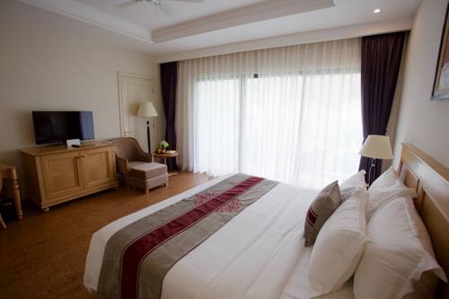 Imagen de la habitación del Hotel Vinpearl Resort and Spa Nha Trang Bay. Foto 3